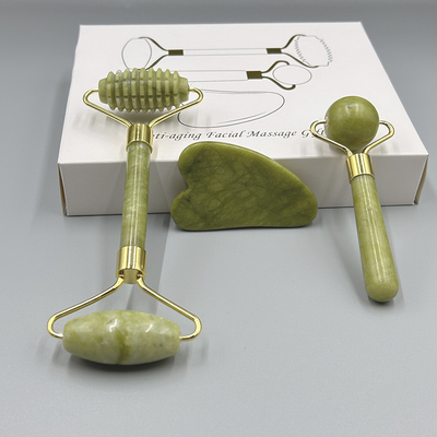 OEM / ODM Rose Quartz Jade Roller Face Stone Massager Set với dầu huyết thanh và Gunsha