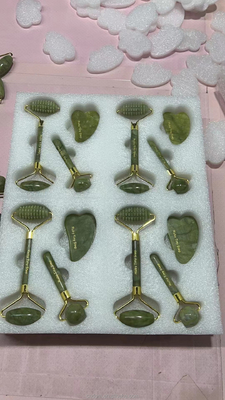 2023 Các mô hình mới nhất Yin Yang Gua Sha Set 100% Natural Jade Roller cho chăm sóc da mặt