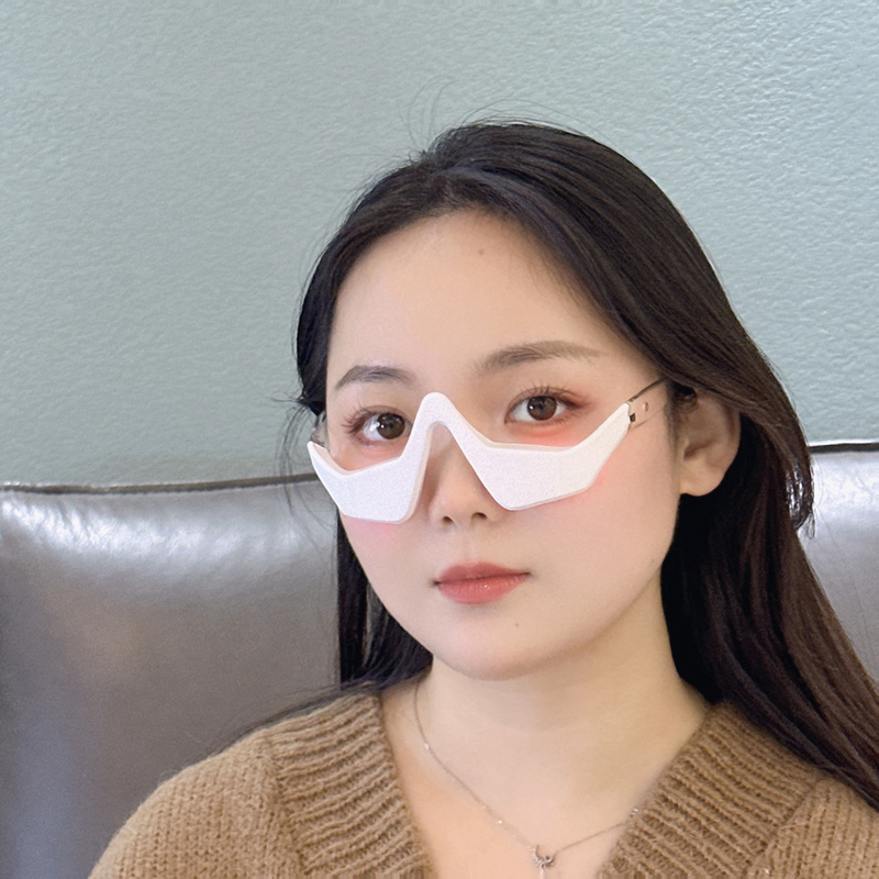 Máy xoa mắt 2 trong 1 cho nhăn mắt chức năng tối loại bỏ túi mắt Vòng tròn tối HAND HOLD